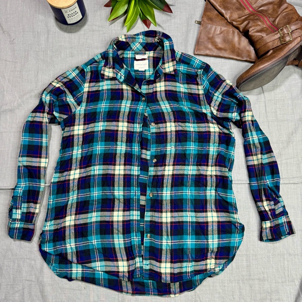 Aerie American Eagle boyfriend fit women’s plaid shirt - Picture 2 of 12